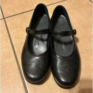 SAS Mary Jane’s size 9w